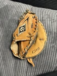 Diamond C310 Series Baseball Catchers Mitt Rht. Fixed Price $22.00.