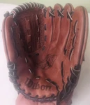 Wilson A2371 Rht Leather Dual Hinge Youth Baseball Glove 10 1/2 Advisory Staff. Fixed Price $30.00.
