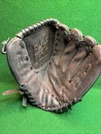 Wilson Baseball Pro Glove Mitt A475 A0475 125 12.5" Right Handed Throw Leather. Fixed Price $30.00.