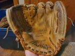 Dusty Baker Baseball Glove Mizuno MT2012FB. Fixed Price $25.00.