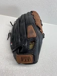Wilson Black&brown Leather Baseball Glove Rh Throw Custom Fit 12.5 Inches A2443. Fixed Price $12.58.