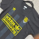 Adidas Skateboarding Mens Graphic T-shirt Black Yellow Logo Crew Neck Medium. Fixed Price $17.99.