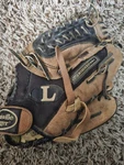 Louisville Slugger Baseball Glove Genesis 1884 Series GEN1150BM 11.5 Rht. Fixed Price $14.99.