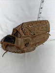 Wilson A2170 Baseball Glove Hawk - Right Handed Thrower. Fixed Price $20.00.
