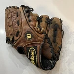 Wilson Staff A1501 ST1 Baseball Softball Glove Rht 11 Inch Dual Hinge. Fixed Price $23.99.
