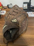 Wilson A950 A09RB22DICM 34" Black Catcher's Mitt Baseball Rht Right Handed Throw. Fixed Price $45.00.