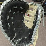Rawlings Heart Of The Hide R2G 12.5" First Base Glove Mitt Lht PRORFM18. Fixed Price $299.00.