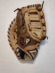 Akadema AHC94 Prodigy Series 11.5" Glove (lht). Fixed Price $38.36.
