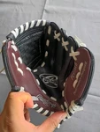 Rawlings Players Series PL91MB 9" Basket Web Youth Glove Lht Black/burgundy. Fixed Price $10.00.