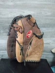Rawlings RBG36DBW Baseball Glove 12 1/2 (right Throw - Handers. Fixed Price $40.00.