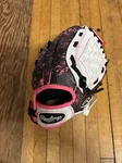 Rawlings Youth Baseball Tee Glove Pink 9 Inch. Fixed Price $9.99.