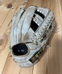 Zett Kids Baseball Glove Pro Status Vl Infield Left-hand Brown. Fixed Price $278.99.