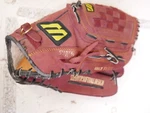 Mizuno MZ1315 Softball Mitt 13" Rht. Fixed Price $39.99.