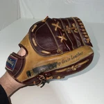 Spalding Baseball Glove Rht 42-3091 Crown Back Top Grain Tone Leather Vintage. Fixed Price $19.97.