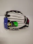 Mizuno Prospect Finch 10" Youth Fastpitch Glove Black Ages 3-6 Softball Rht. Fixed Price $28.99.