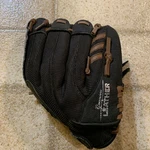 Adidas TS-9500 9.5 Easy Close Youth Baseball Glove Right Hand Throw. Fixed Price $25.00.