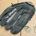 Mizuno GPM-1252 Women Girls Fully Broken 12.5 Softball Glove Right Hand Throw. Fixed Price $47.48.