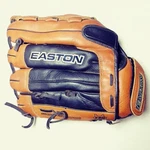 Easton Stealth Ideal Fit S-14 Softball Glove Basket Weave Pro Steer Rht. Fixed Price $24.99.