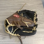 Rawlings D115BBDBCPT Baseball Glove 11.5 Inch Right Hand Throw Leather. Fixed Price $29.99.