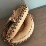 Vintage Hutch Catcher's Mitt C264 Monster Model Px Tanned Leather Korea. Fixed Price $24.50.
