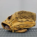 Easton 1/2" EX126SE Right Handed Thrower Black Magic Series Baseball Glove. Fixed Price $20.00.