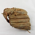 Vintage Tom Seaver Signature Spalding Youth Baseball Glove 10" Rht 42-3693. Fixed Price $8.99.