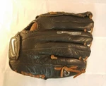 Nike Diamond 12.5" Baseball Softball Glove KDR1258 Left. Fixed Price $27.95.