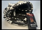 Mlb Rawlings Remix REM91 Basket Weave Age 3-5 11 1/2 Leather Glove New. Fixed Price $15.00.