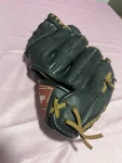 Rawlings Youth Baseball Glove RBG36 Rw Right Hand Throw Kids Tball Leather. Fixed Price $15.00.