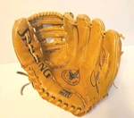 Spalding 42-217 Pro Model Right Hand Throw Baseball Softball Glove Jim Rice. Fixed Price $34.95.