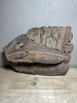 Louisville Slugger Series Baseball Glove G125-7C Rht Two Piece Japan. Fixed Price $24.99.