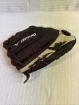 Mizuno GFN1300S3 Baseball/ Softball Glove Mitt Right. Fixed Price $35.00.