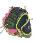 Franklin Right Handed 9" Youth Fielding Glove Baseball T-ball. Fixed Price $8.00.