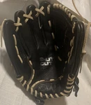 Worth Shut Out Fpex SO120X Fastpitch, Poronxrd,softball Glove/mit 12" For Leftie. Fixed Price $48.77.