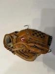 Louisville Slugger Rob Ventura Rh Throw 12 Inch Baseball Glove HBG28. Fixed Price $19.99.