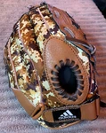 Adidas Eazy Close TS1000BDC Youth Baseball Left Glove Right Hand Throw. Fixed Price $14.41.