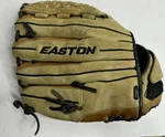 Easton Synergyfp SYFP1250 12.5 Inch Fast Pitch Softball Glove Right Hand Throw. Fixed Price $24.95.