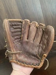 Wilson Signature Model A2144 Baseball/ Softball Glove Dave Cash Snap Action Rht. Fixed Price $13.99.