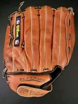 Wilson 12.5 Inch A1850 Pro 9 Leather Baseball Mitt Preowned. Fixed Price $24.95.