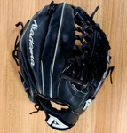 Akadema Professional Series 12 Rht Baseball Glove ASB104 New *read Description*. Fixed Price $79.95.