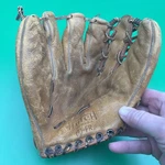 Vintage Hutch Ddfr Big Fielders Glove Lht Jim Nieman Ed. Clutch 6. Fixed Price $17.25.
