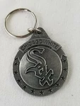Chicago White Sox Mlb Baseball Team Logo Key Chain Vintage 1992 Siskiyou Pewter. Fixed Price $9.95.