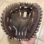 Mizuno GXS-90F2 Women Fast Pitch Deep Pocket 34 Catchers Mitt Left Throw. Fixed Price $89.98.