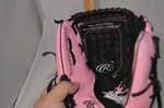 Rawlings Girls Fast Pitch Softball Glove - Inch PL10BPM Pink/black. Fixed Price $14.99.