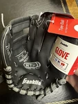 Youth Teeball Glove-franklin- Black- Mitt- Right Hand Throw. Fixed Price $14.99.
