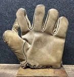 Vtg 1920S Davega Sports Ny Bearcat H40 Web Baseball Glove Split Finger Mitt. Fixed Price $129.95.