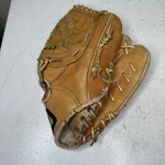 Mizuno MZ1245 Softball Glove Rht Super Flex Steerhide Beige Womens. Fixed Price $40.00.