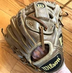 Wilson A1000 G4 Baseball Glove Infield Leather 11.5 Finger Class Web Rht. Fixed Price $64.95.