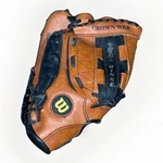 Wilson 11 Youth Baseball Glove Lht Crown Web Barry Bonds. Fixed Price $24.95.
