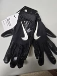 Nike Hyperdiamond Edge Youth Softball Batting Gloves White/black, Size Small. Fixed Price $15.00.